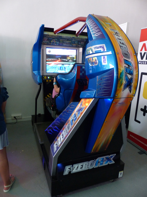 Arcade Vintage Museum - F-Zero AX (Sega, 2004)