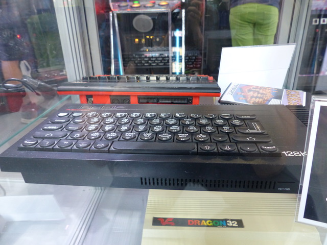 Arcade Vintage Museum - ZX Spectrum +128K (1985)